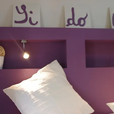 Oda ve Kahvaltı Madeleine & Cie Angers