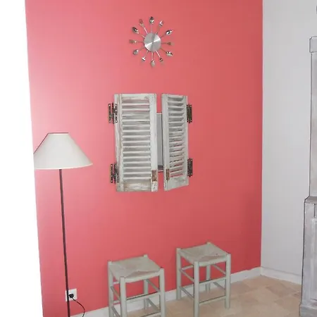 ベッド・アンド・ブレックファスト Madeleine Et Cie 3*