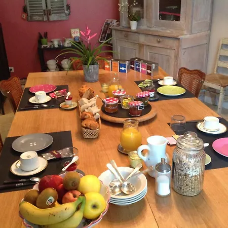 فندق مبيت وإفطار Madeleine Et Cie 3*